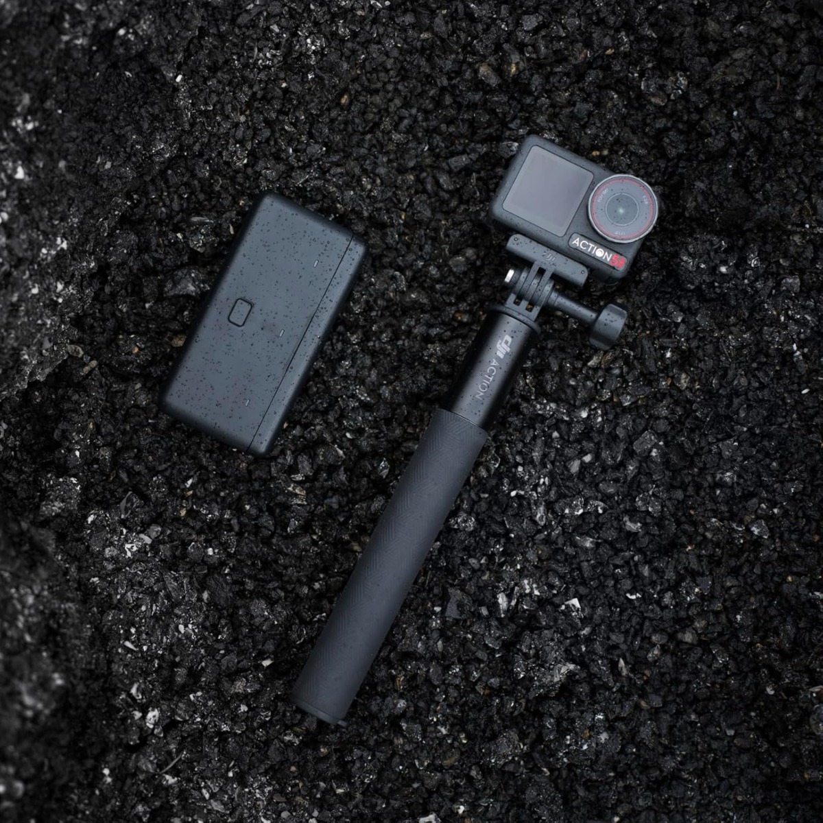 dji-osmo-action-cam-5-pro-adventure-combo